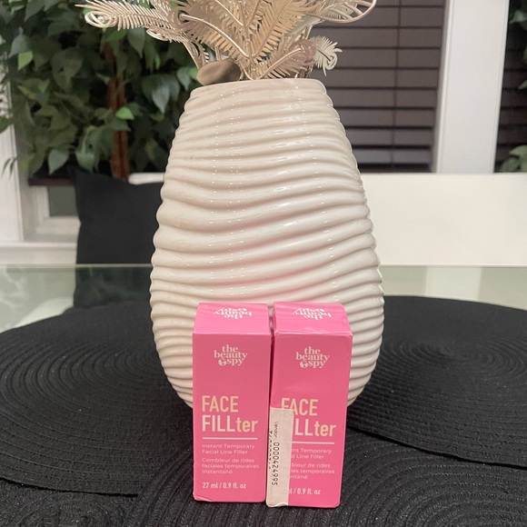 The Beauty Spy Face Fillter - Instant Line Filler, 0.9 oz (Sealed) - Picture 4 of 4